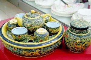 Lọ gốm Bát Tràng giá rẻ