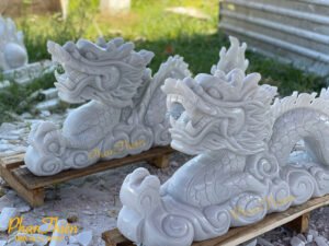 tượng rồng bằng gốm sứ